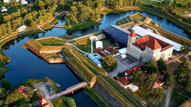 Saaremaa ooperipäevad 2026: mida teada Kuressaare lossihoovist